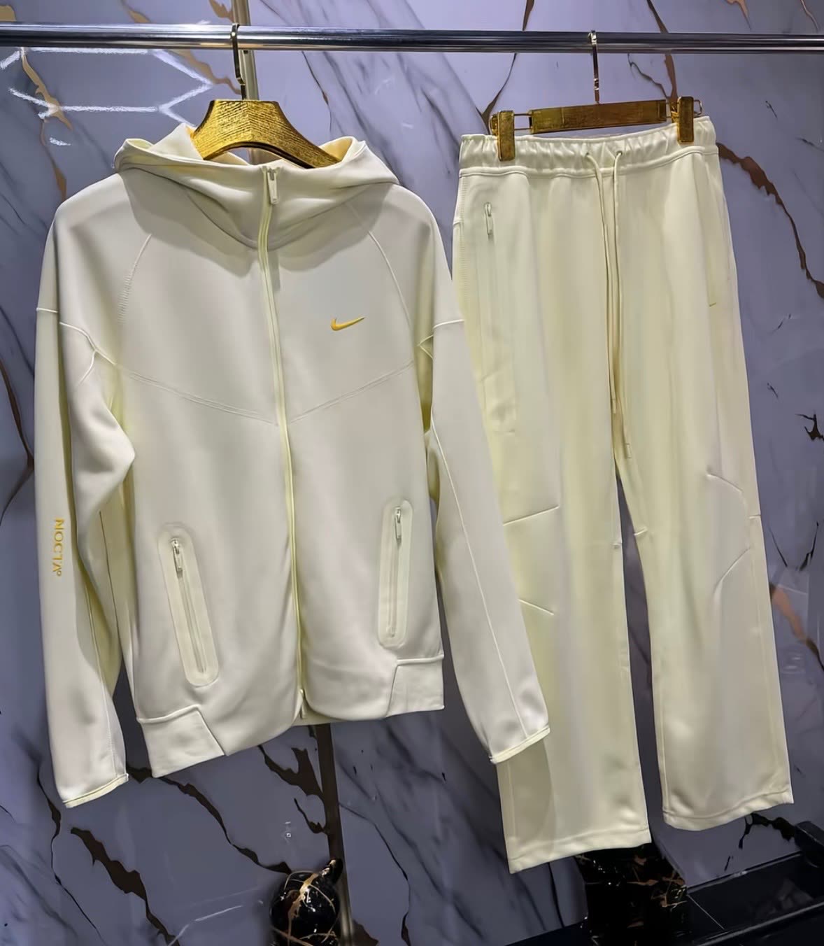 Sudaderas — Glow ByPau 1